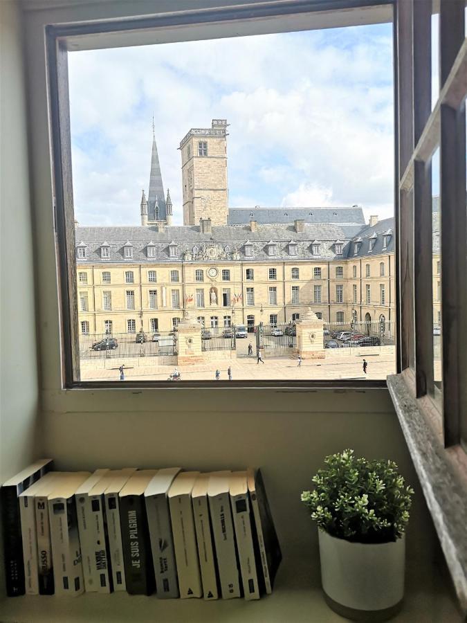 Le Dentan, Au Centre Historique De Dijon Apartment Luaran gambar